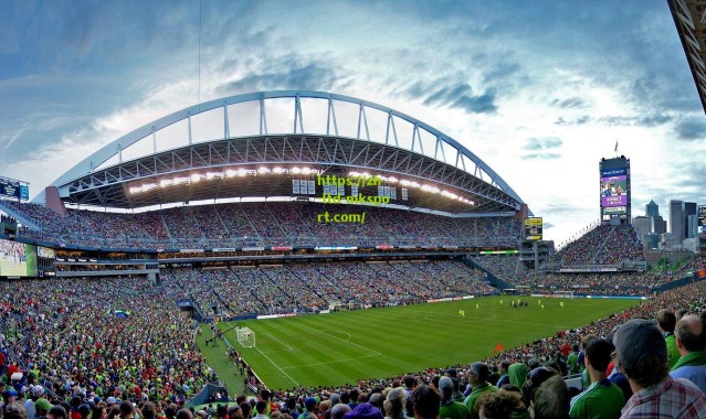 绿茵场上的环保革命，狼队主场菜单革新，鹿肉汉堡取代牛肉以减少碳足迹