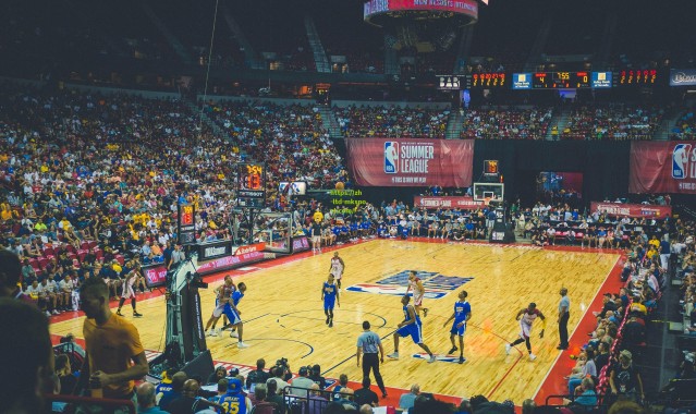 绿茵荣耀，盘点那些闪耀欧洲杯的英超传奇，谁将C位加冕？