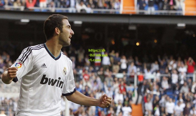 波尔津吉斯脚踝扭伤提前离场，奇才主帅淡定回应，问题不大