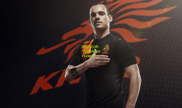 今年夺冠流行叼雪茄！孔塞桑这下玩high了，引爆足坛复古风潮