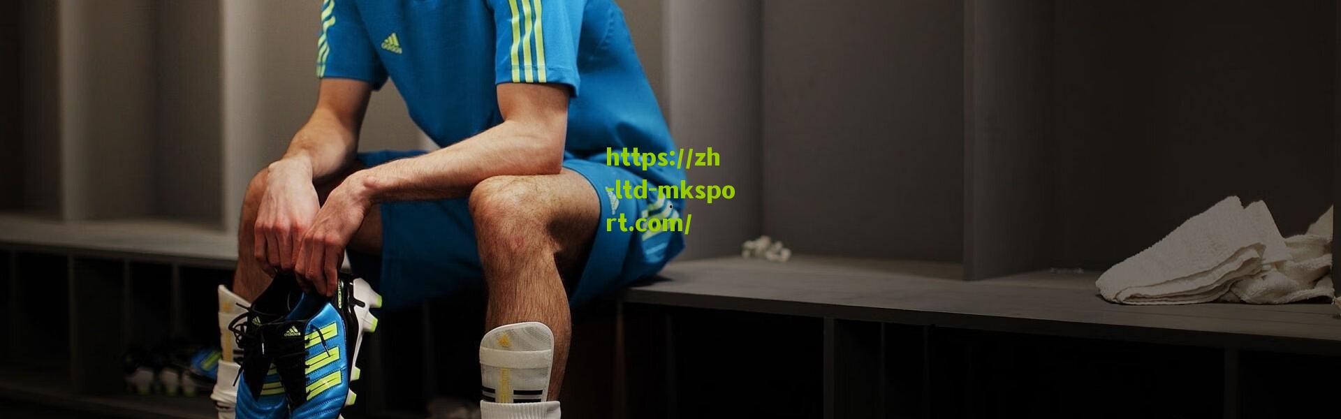 中国男篮亚洲杯12人名单官宣 新锐李祥波入选引关注